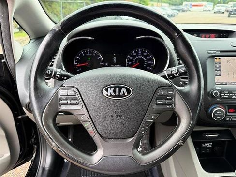 Used 2015 Kia Forte EX w/ Premium Package FWD image 21