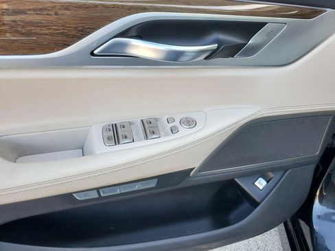 Used 2018 BMW 750i xDrive image 69
