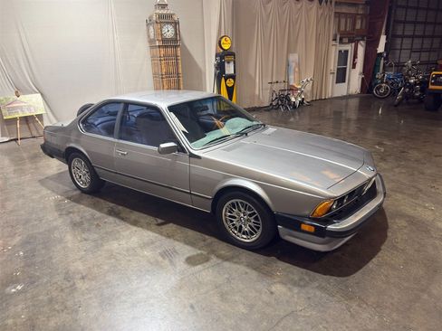 Used 1987 BMW 635CSi Coupe RWD image 3