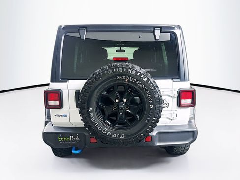 Used 2023 Jeep Wrangler Unlimited w/ Cold Weather Group AWD/4WD image 7