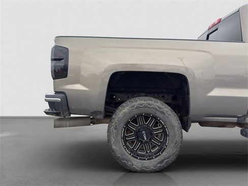 Used 2017 Chevrolet Silverado 2500 LTZ image 21