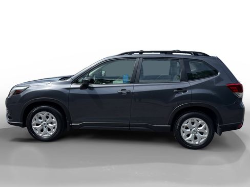 Used 2022 Subaru Forester w/ Popular Package #1 image 2