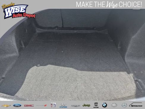 Used 2023 Chevrolet Malibu LS FWD image 18
