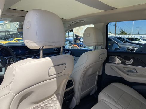 Used 2020 Mercedes-Benz GLS 450 4MATIC image 22