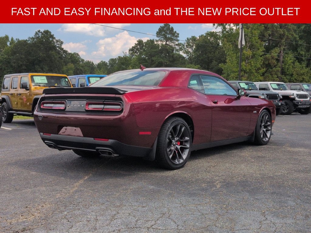 Used 2023 Dodge Challenger R/T w/ Plus Package RWD image 5