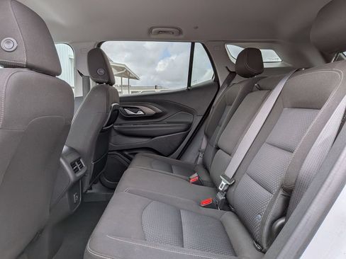 Used 2024 GMC Terrain SLE FWD image 28