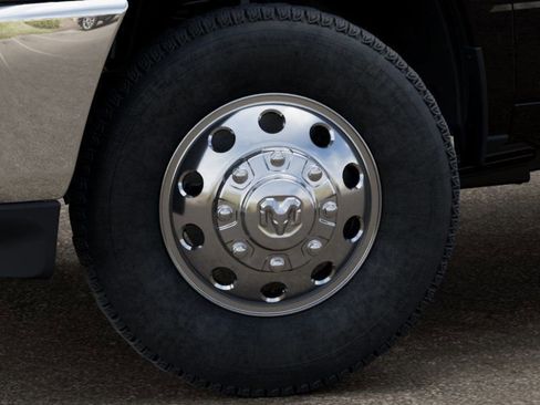 New 2026 RAM 3500 Big Horn AWD/4WD image 8