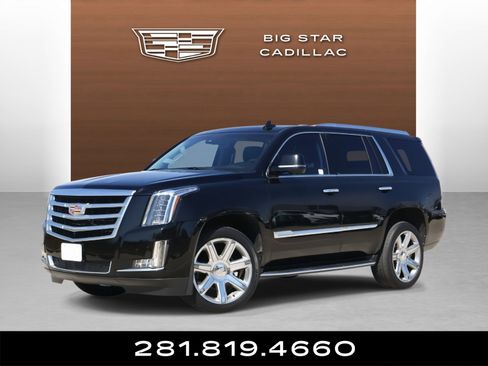 Used 2017 Cadillac Escalade Luxury image 1
