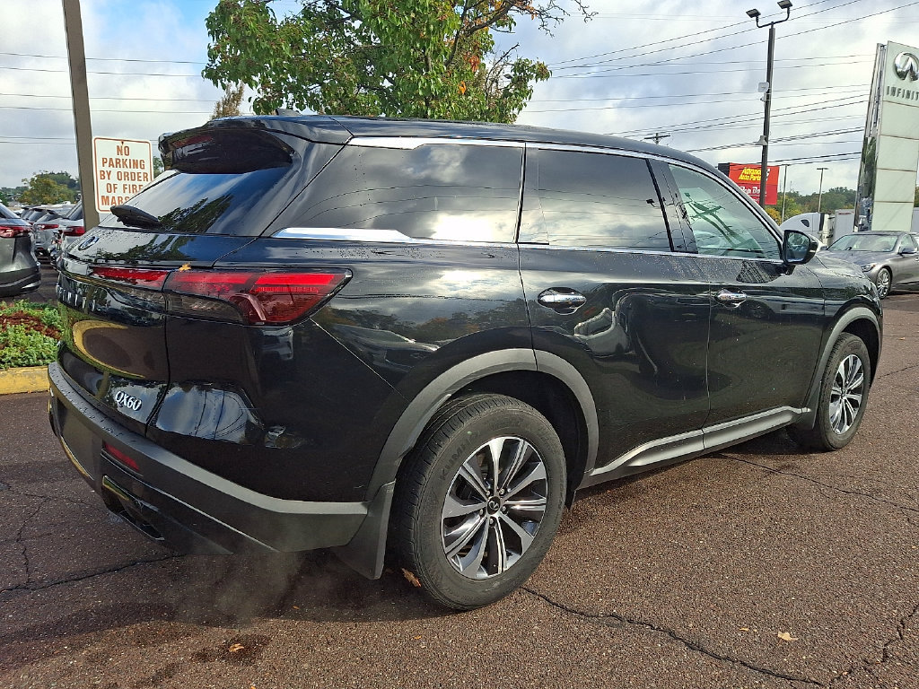 Certified 2023 INFINITI QX60 Pure AWD/4WD image 6