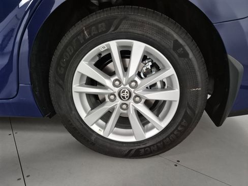 New 2026 Toyota Camry Hybrid image 11