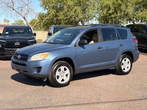 Used 2012 Toyota RAV4 FWD w/ Value Pkg image 2