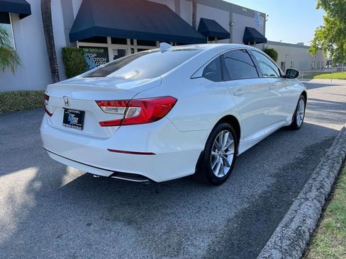 Used 2022 Honda Accord LX image 5