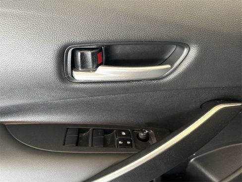 Used 2023 Toyota Corolla SE image 14