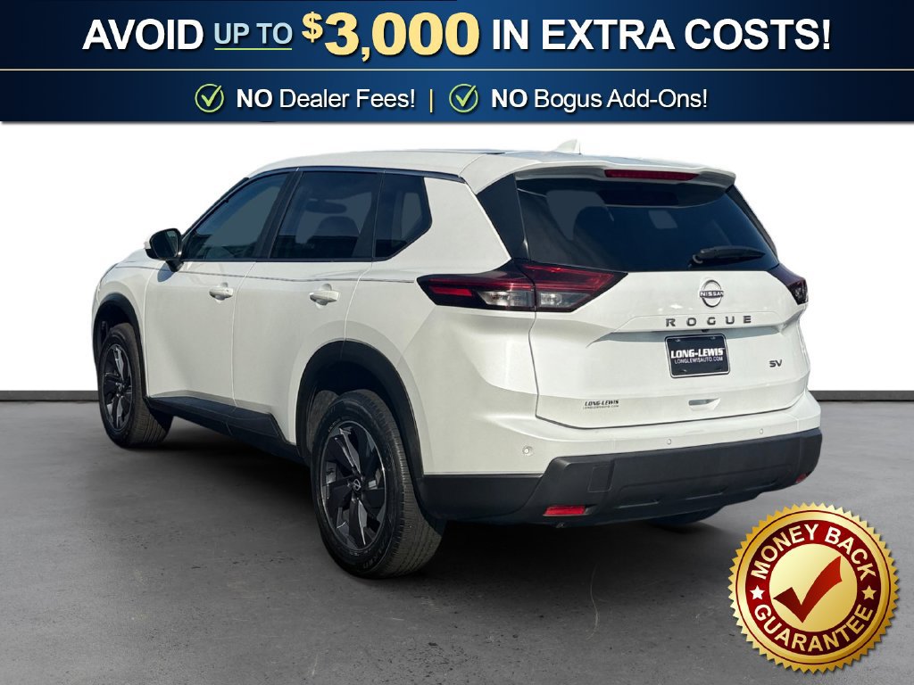 Used 2024 Nissan Rogue SV FWD image 4