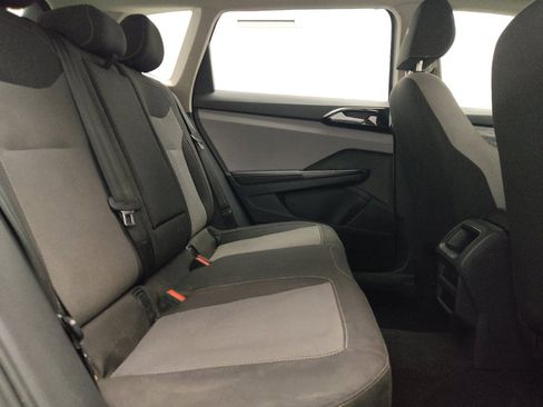 Used 2024 Volkswagen Taos S image 19