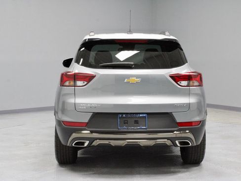Used 2023 Chevrolet TrailBlazer ACTIV w/ Convenience Package AWD/4WD image 11