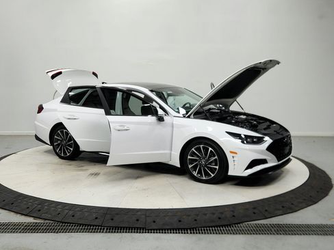 Used 2023 Hyundai Sonata Limited FWD image 10