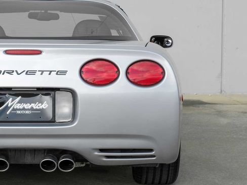 Used 2000 Chevrolet Corvette w/ Memory Pkg image 40
