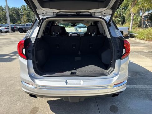 Used 2019 GMC Terrain Denali w/ Comfort Package image 32