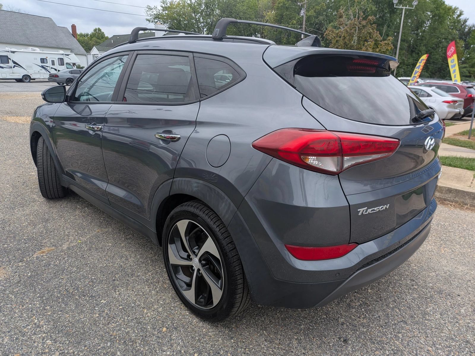 Used 2016 Hyundai Tucson Limited w/ Option Group 03 FWD image 4