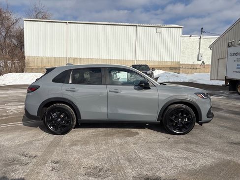 Used 2025 Honda HR-V Sport image 7