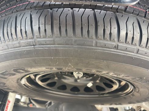 Used 2025 Chevrolet Silverado 1500 Custom Trail Boss image 31