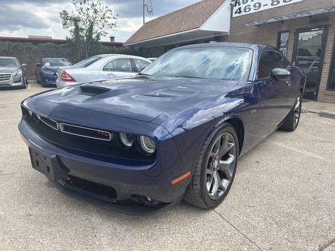 Used 2015 Dodge Challenger R/T Plus RWD image 1