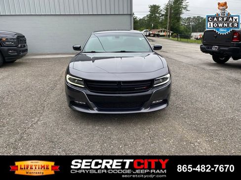 Used 2018 Dodge Charger R/T w/ Driver Confidence Group RWD image 2