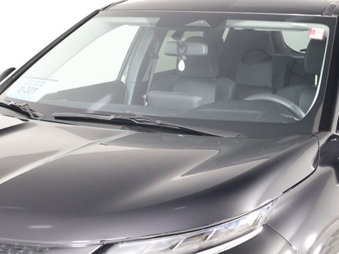 Used 2025 Mitsubishi Outlander ES image 12