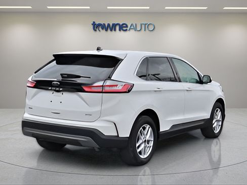Used 2023 Ford Edge SEL w/ Convenience Package AWD/4WD image 5