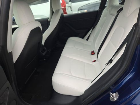 Used 2022 Tesla Model 3 RWD image 7