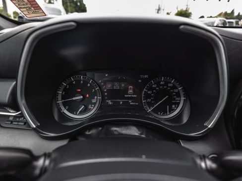 Used 2021 Toyota Highlander XSE AWD/4WD image 10