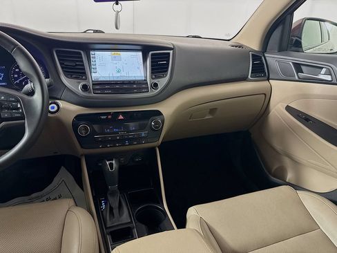 Used 2016 Hyundai Tucson Limited FWD image 28