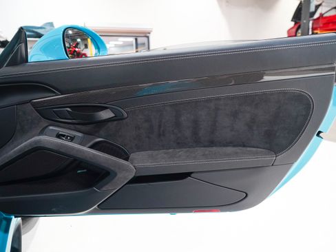 Used 2018 Porsche 911 GT2 RS RWD image 19
