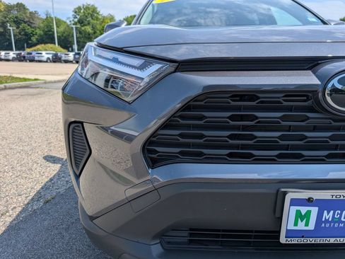 Used 2025 Toyota RAV4 XLE w/ Weather Package AWD/4WD image 10