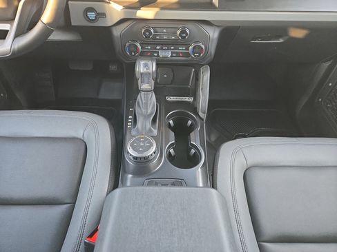 Certified 2023 Ford Bronco Big Bend w/ Sasquatch Package image 21