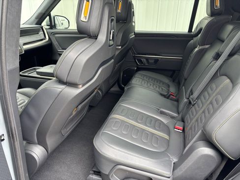 Used 2023 Rivian R1S Adventure image 29