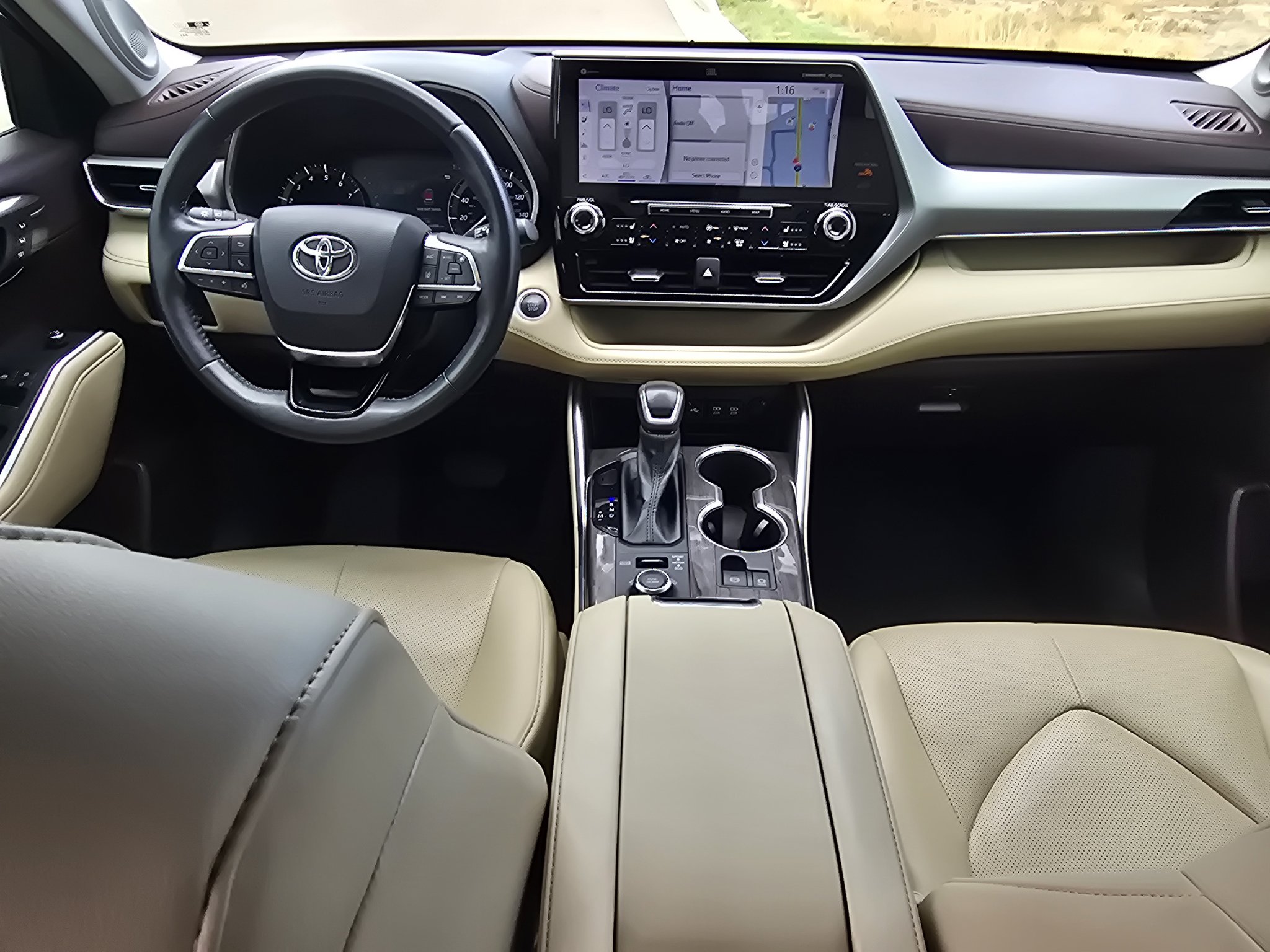Used 2021 Toyota Highlander Platinum AWD/4WD image 26