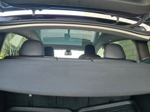 Used 2022 Tesla Model Y Performance image 58