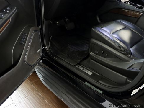 Used 2019 Chevrolet Tahoe LT image 28