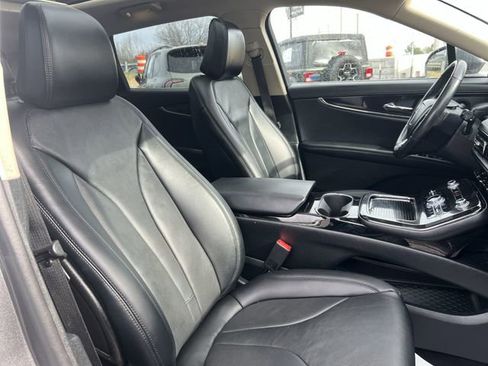 Used 2023 Lincoln Nautilus Reserve w/ Monochromatic Package image 25