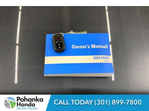 Used 2024 Honda Civic Sport image 11