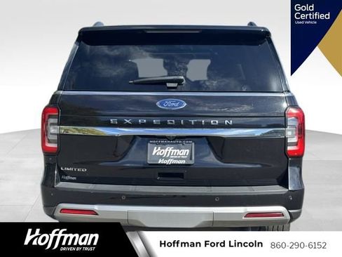 Certified 2024 Ford Expedition Limited image 4