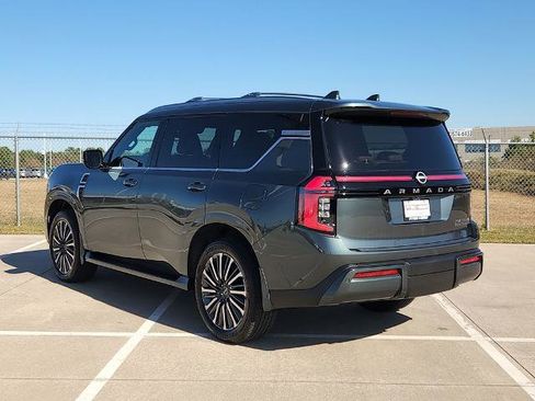 Certified 2025 Nissan Armada Platinum Reserve image 7