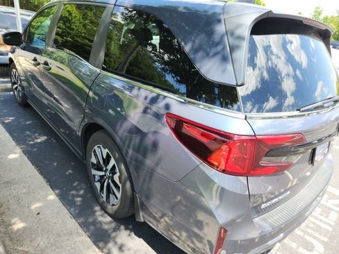 Used 2025 Honda Odyssey EX-L image 14