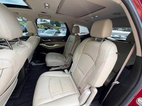 Used 2019 Buick Enclave Premium w/ Experience Buick Package FWD image 13