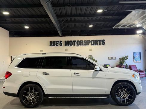 Used 2016 Mercedes-Benz GL 450 4MATIC image 9