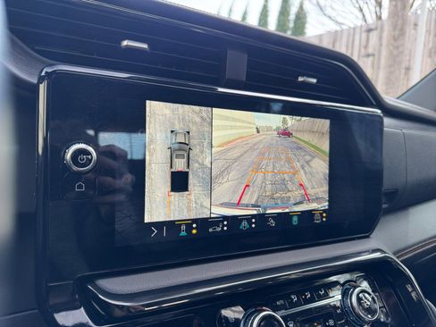 Used 2023 GMC Sierra 1500 AT4 w/ Technology Package AWD/4WD image 33