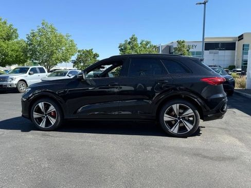 New 2026 Audi SQ5 Premium Plus AWD/4WD image 4
