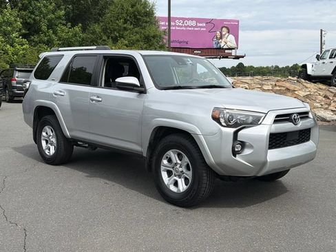 Used 2024 Toyota 4Runner SR5 RWD image 15